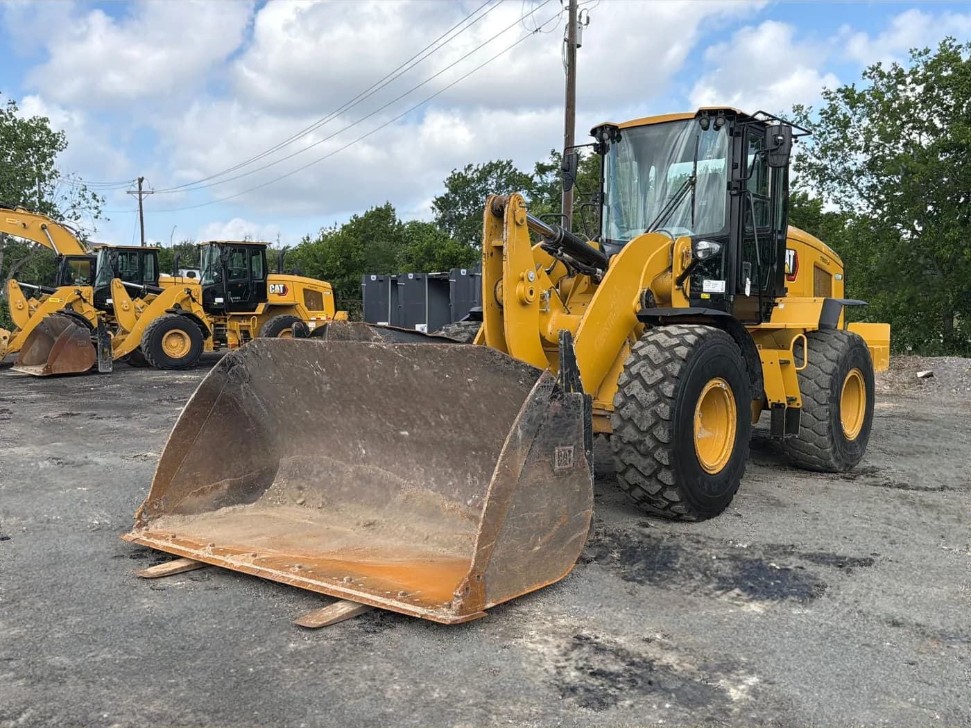 Caterpillar 938M wheel loader listed by Heavy Duty Export
